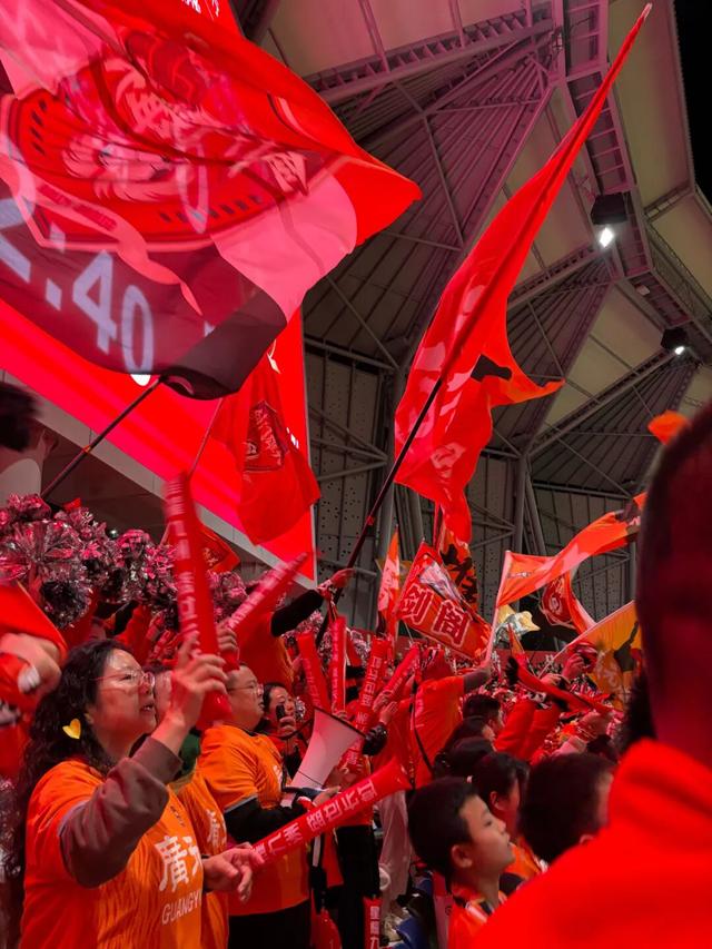 跟着川超游广元 丨广元客场文旅热力出圈，赛场内外皆为城市名片！