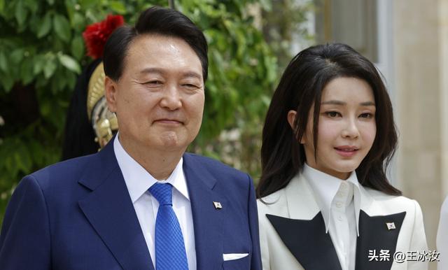 特朗普李在明会晤开场先商业互夸
