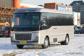 新车 | 售价46.8万元起，红旗国悦正式上市，平替丰田柯斯达？图片