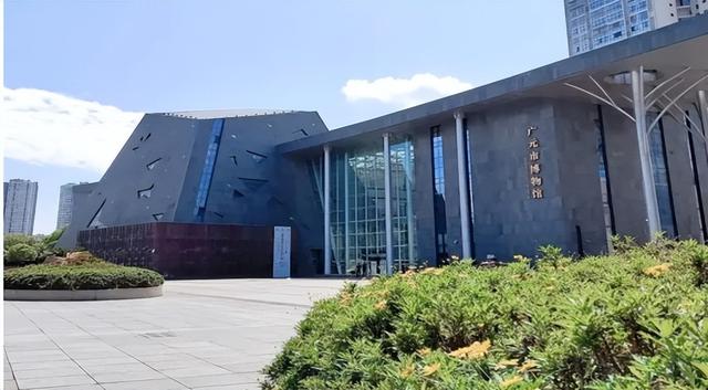 坐高铁游广元 | 学生免门票！暑假旅行第一站，当然要来广元了！