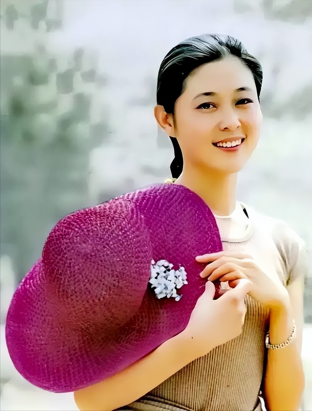 倪萍主持湖南卫视跨年晚会！网友喊话：希望倪萍主持央视马年春晚