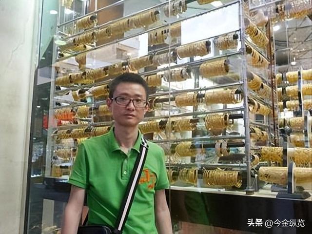 你敢上车吗？黄金暴涨60%！年内50次新高，2026牛市还能疯多久？