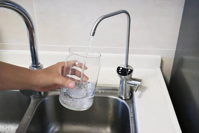 5年换了10台，才意识到：7种净水器，“白给”也别要
