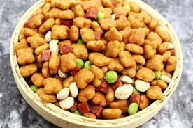 3.15晚会将曝光狗粮基地造假内幕？食品安全对宠物也该一视同仁！图片