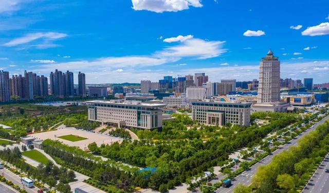 我国唯一地处五省交界的城市，历来低调，却被称为“中国科威特”