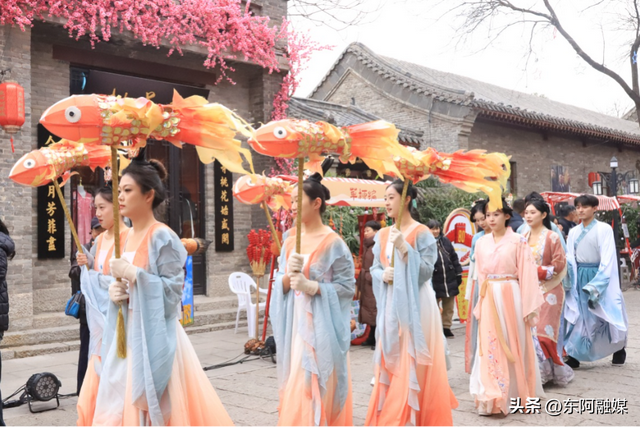 冬至大集燃炸开场！东阿中医药文化旅游区热闹到沸腾！