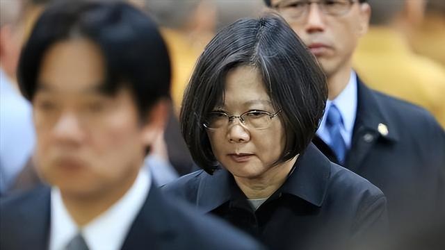 沉默5天后，蔡英文发话了，台北全城已警戒，国民党揪出罪恶根源