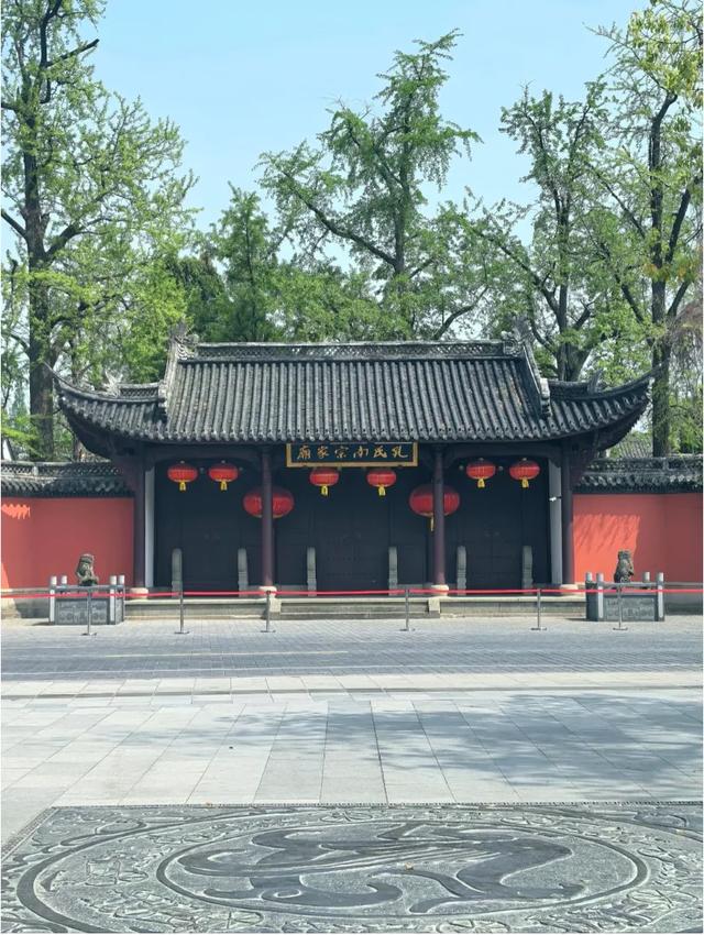 高铁直达+零门票！这4座秋日小城，适合一个人去散心