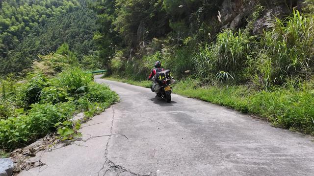 皖浙摩旅二人转——谷丰村篇