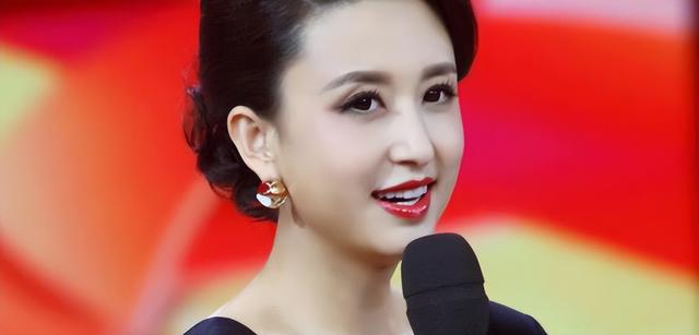 嫁给70岁富翁、包养4个男人？央视女主持张蕾私生活谣言太离谱