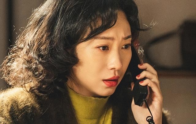 收手吧！资本家的“丑孩子”，笑的比哭还难看，别霍霍观众眼睛了