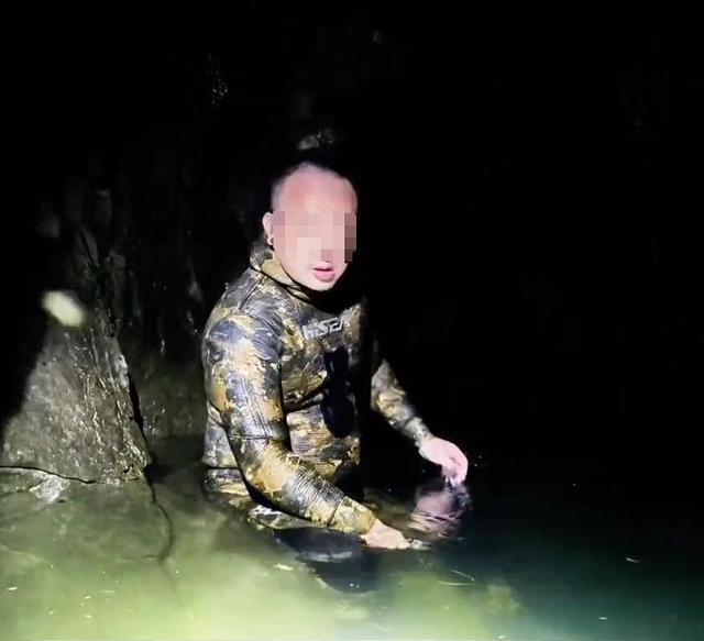 命大！男子潜水失联120小时，过命兄弟不肯放弃，第五天找到了