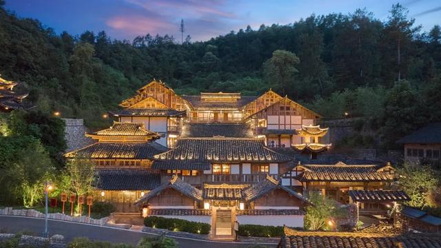 推荐 │ 连续三年上榜!乌江寨又“卷”出了新高度