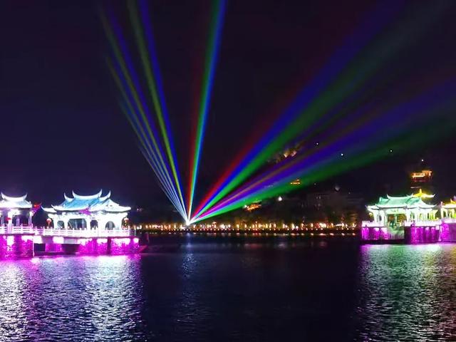 广济桥灯光秀 潮州的历史与浪漫
