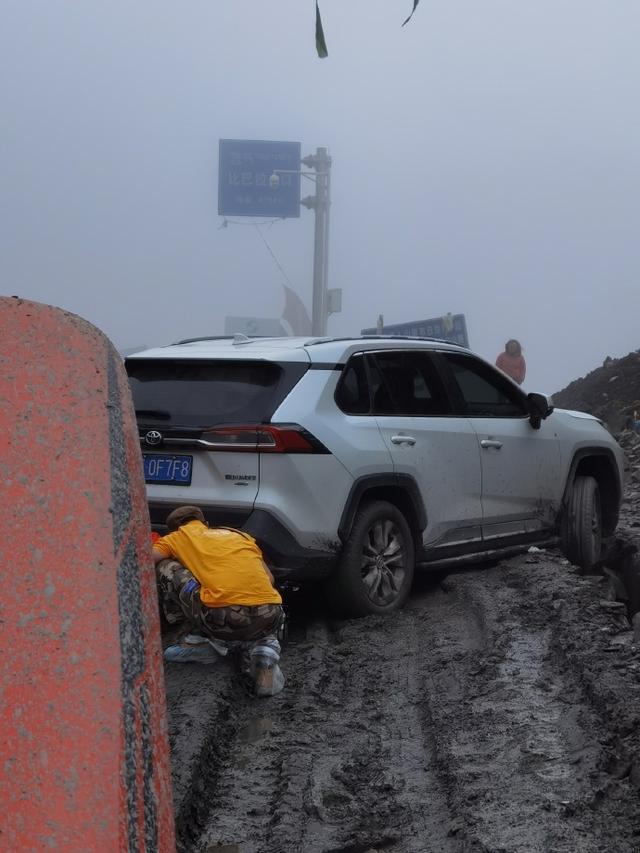 1条国道，全长10065公里，万千极致景观！50+自驾达人的终极梦想