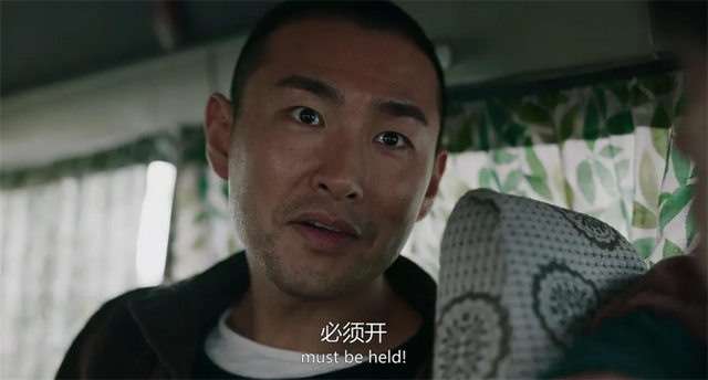 2025年“十佳电影”：《戏台》第6，《哪吒2》第4，第1名当之无愧