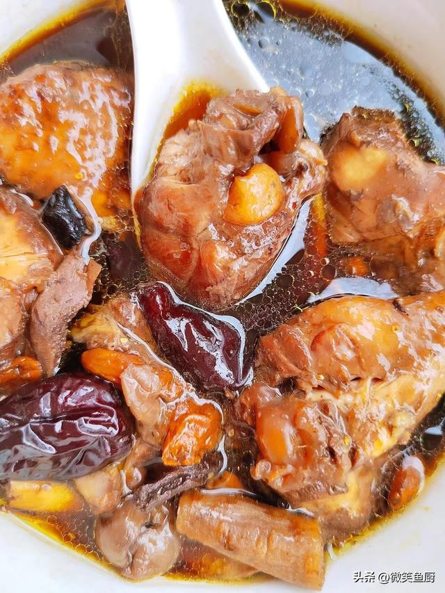 对心脏最好的 3 种肉，不是牛肉也不是猪肉，常吃血管干净，心跳稳