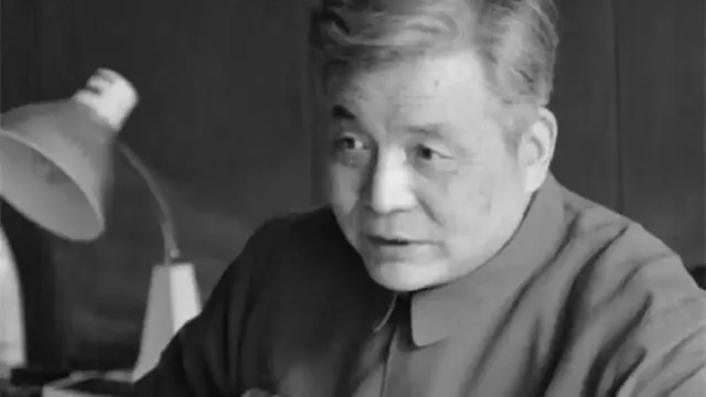 杨振宁百岁 “没负稼先”：从西南联大到八宝山公墓，友情满满！