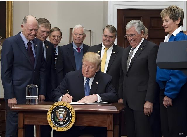 火星？月球？航天计划一波三折陷入困局，美国还能有本事完成吗？