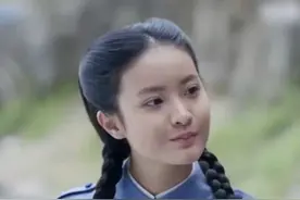 抗日神剧究竟多离谱：打仗穿黑丝就算了，鬼子还和八路军谈恋爱图片