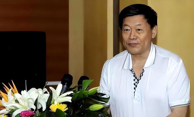 狂赚5200亿！不碰金融，不搞房产的山东首富，拿下两个世界第一！