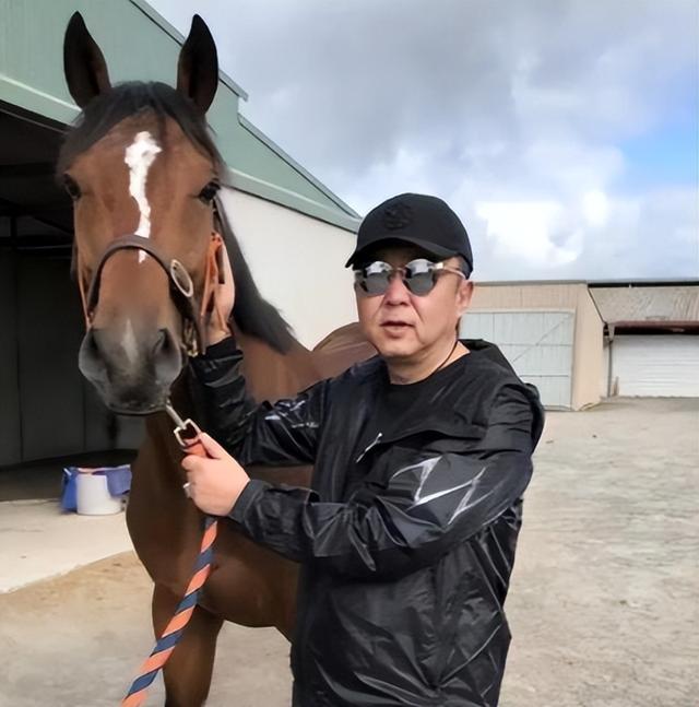 钱再多有什么用？官方出手揭开于谦真实现状，终是步上何炅的老路