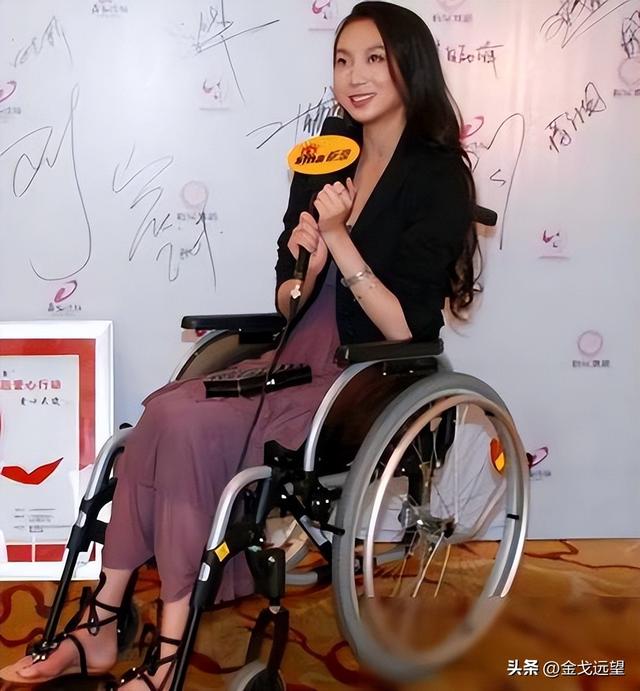 国安“点名”75岁张艺谋，释放三个强烈信号，巩俐的话真没说错