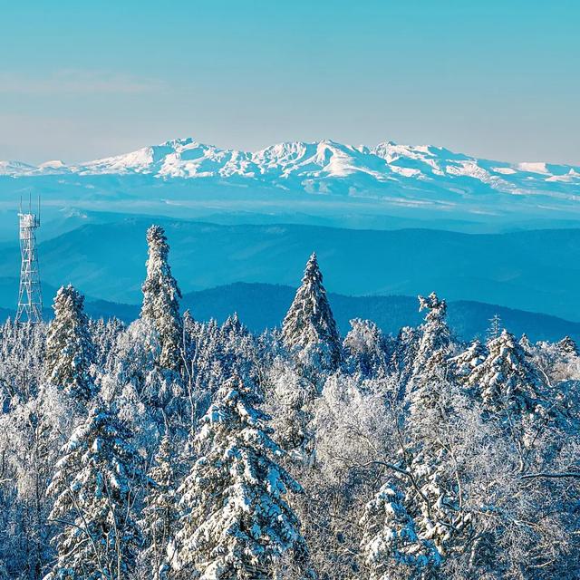 解锁长白山十大冰雪玩法，赴一场与杭州的冬日千里之约