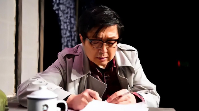 他只活了42岁，一生妻离子散	，兄弟反目，却被数亿人奉为精神导师