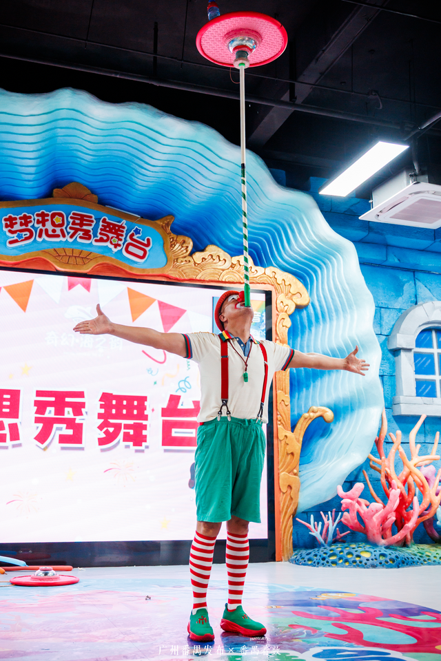 刷爆番禺人朋友圈的新地标，18000㎡的空间究竟藏着什么？