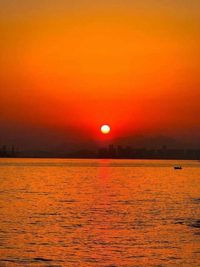 日落与海边 ​​​