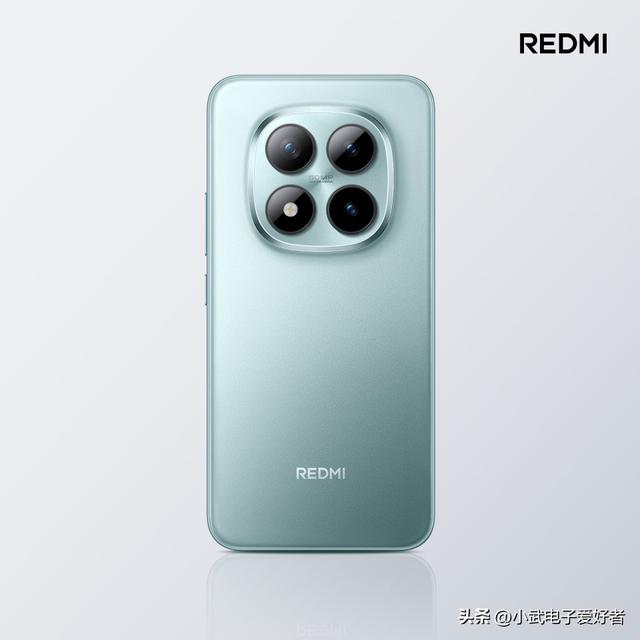 双微曲 + 骁龙芯，Redmi Note 15 Pro + 官图曝光核心竞争力
