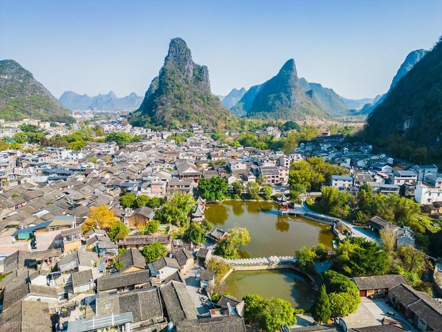 十一中秋长假反向旅游，6个人少景美的宝藏城市，选一个出发
