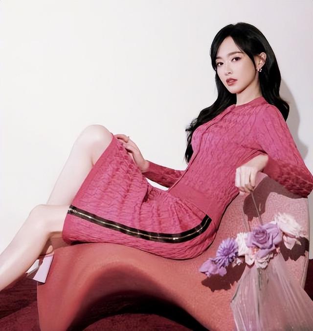 离过年仅1月	，42岁唐嫣再官宣喜讯，让罗晋和整个娱乐圈刮目相看