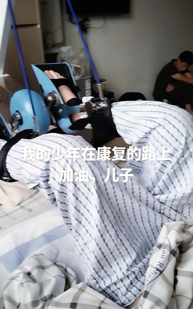 张俊豪去世！仅20岁，高考前遭邻居泄愤撞成植物人，原因曝光离谱