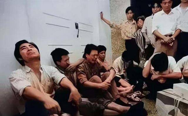 76年我本该接班当营业员，父亲非让我当教师，后来我却十分庆幸