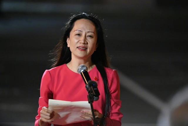 中国半导体高管出国旅游被抓，又是美国指使盟友，中方展开反制