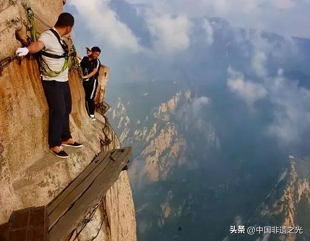 世界上最惊险的10个地方，中国竟然有3个！