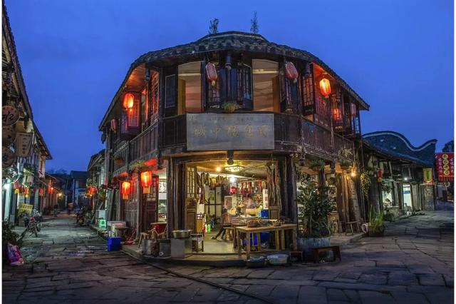 热搜上的合川，远不止“刨猪汤”