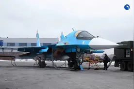 一年补齐全部损失！首批苏34新机交付俄空军，投放重型炸弹全靠它图片