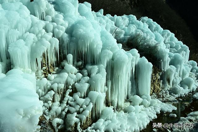 虎峪冰瀑：山谷里的冬日秘境、现实版的冰雪奇缘