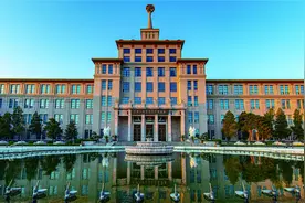 关于军事博物馆暑期观众预约的公告图片