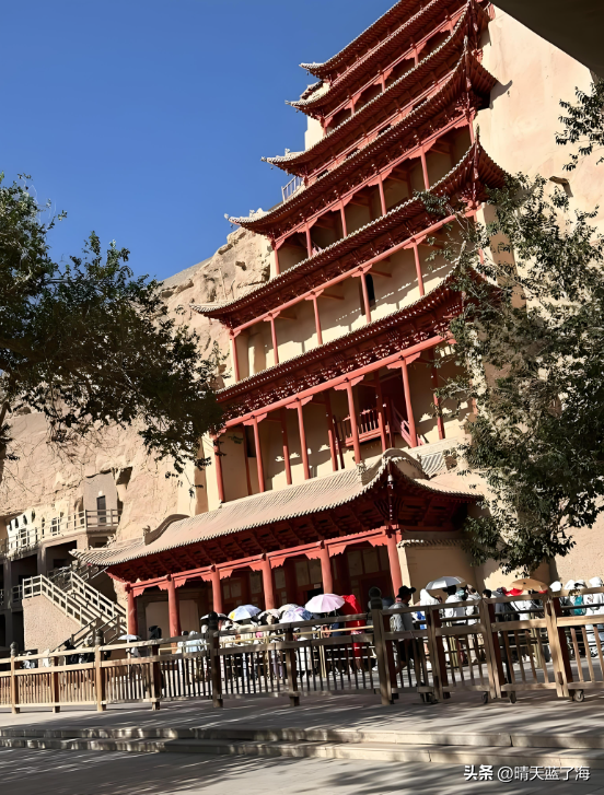 Day 5：敦煌文化深度体验｜莫高窟与鸣沙山纯净之旅！