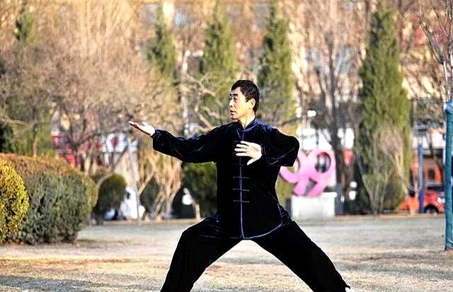 别忽视尾巴骨！尾闾才是打通太极劲力的关键