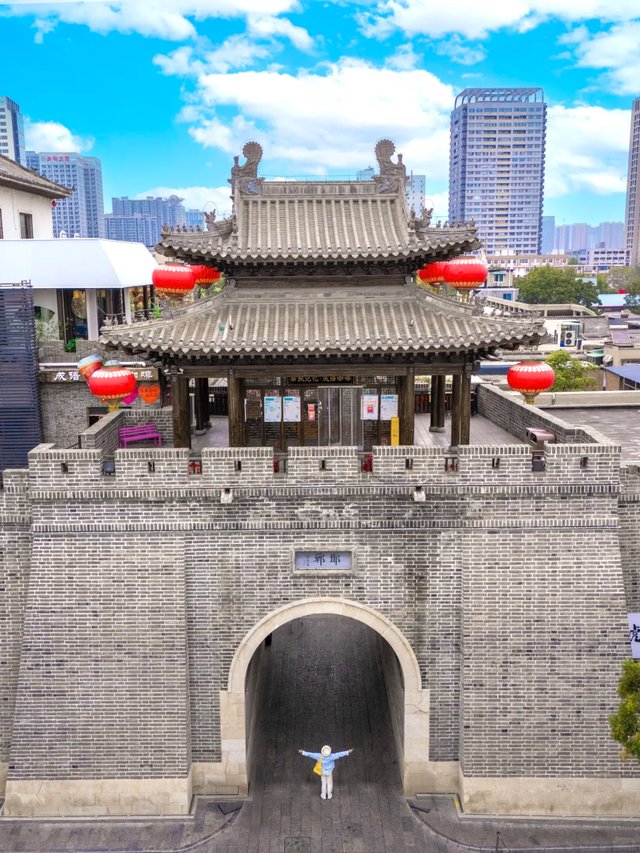 河北又一古城爆红，人气不输平遥，位于四省的交界，适合拍照打卡
