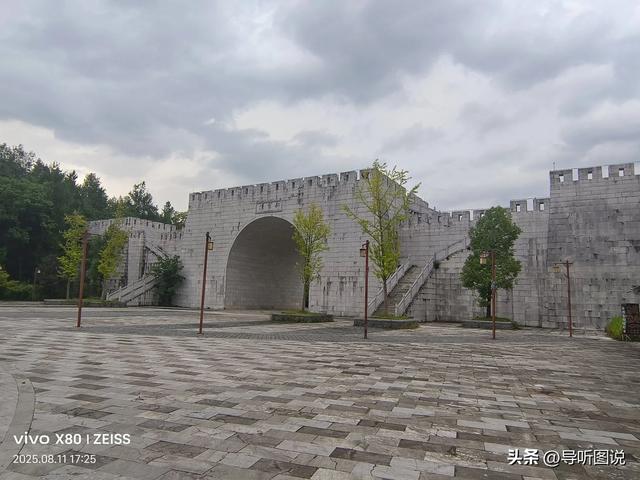 跟着镜头——走进贵州思南县郝家湾古寨，感受高原土家族风情！
