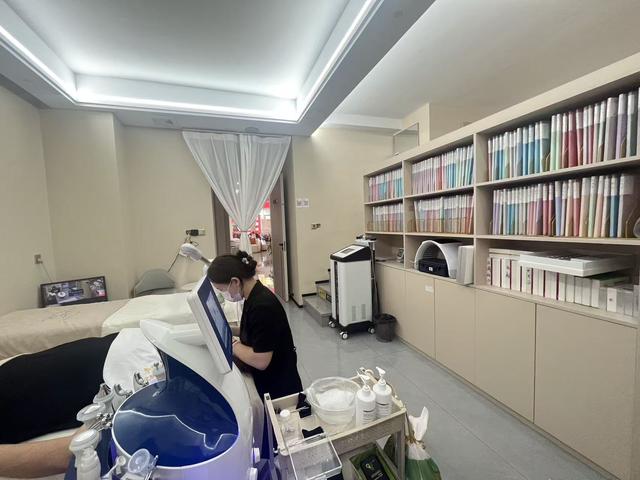 采购成本优化标准（开调肤养肤店怕亏耗材采购运营成本优化方案）