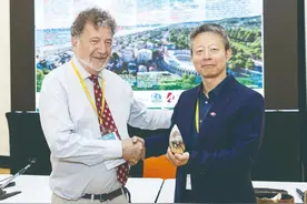 “未来三五年必有诺奖级突破！”“中国天眼”首席科学家李菂的“懒散”人生图片