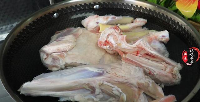 “白天立冬，穿单衣；晚上立冬	，冻死牛”，今年立冬是在几点？