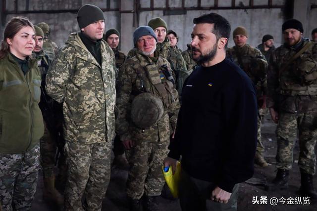 乌军力尽关山，反攻成“谎言	”？三重绞杀下身陷危局，变困兽之斗